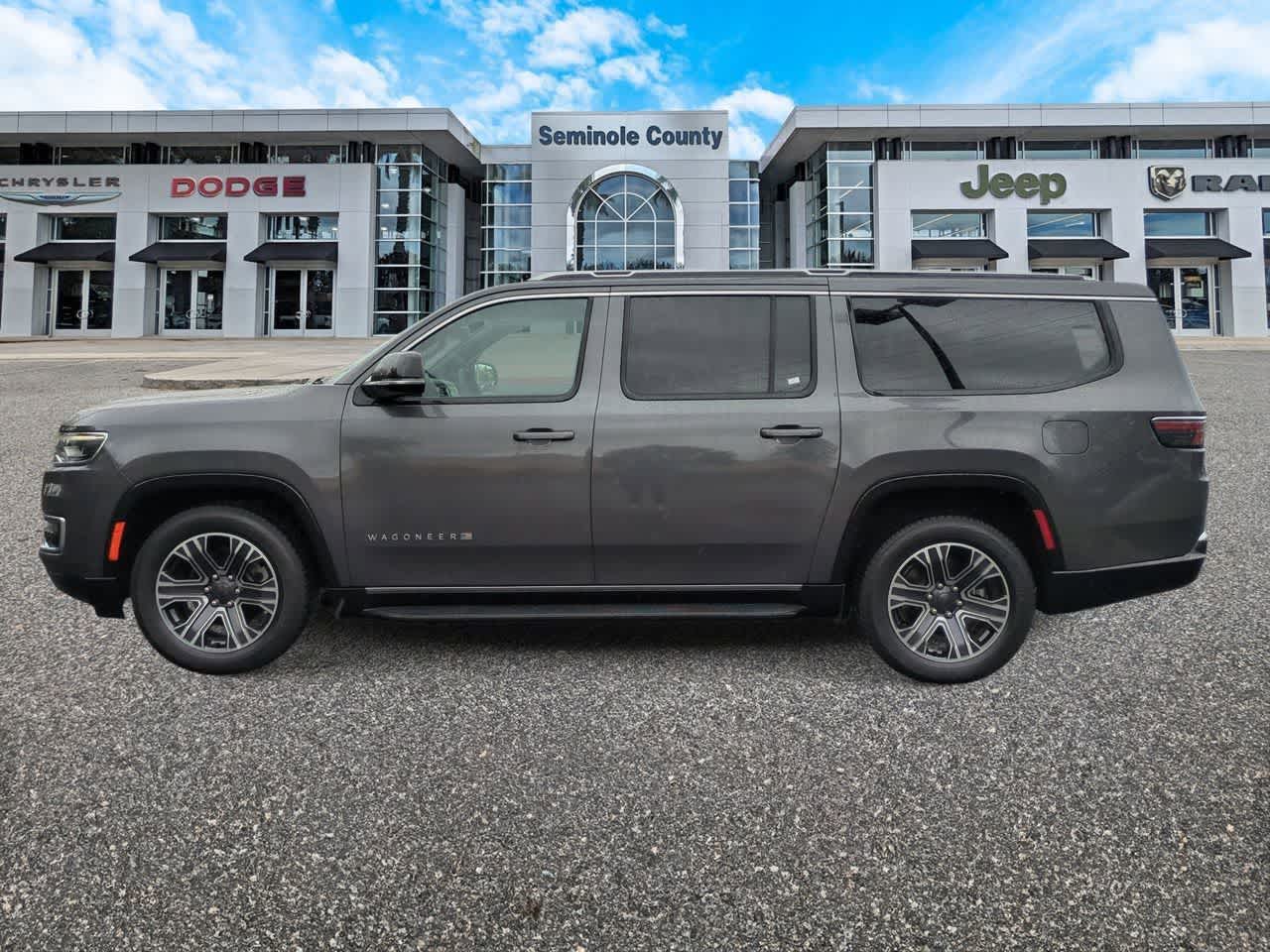 Thumbnail: 2024 Jeep Wagoneer - 5