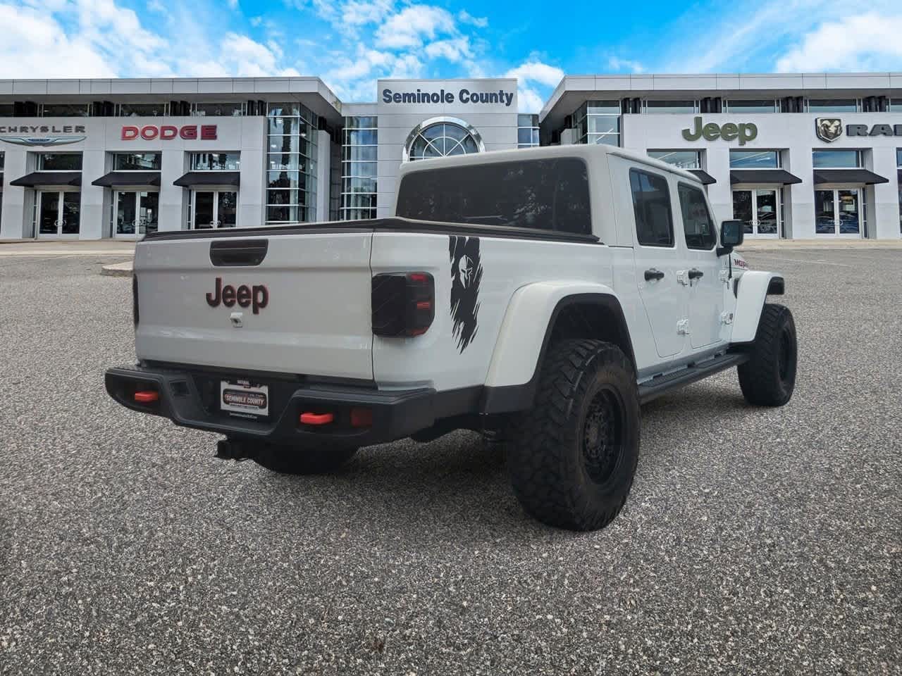 Thumbnail: 2023 Jeep Gladiator - 8