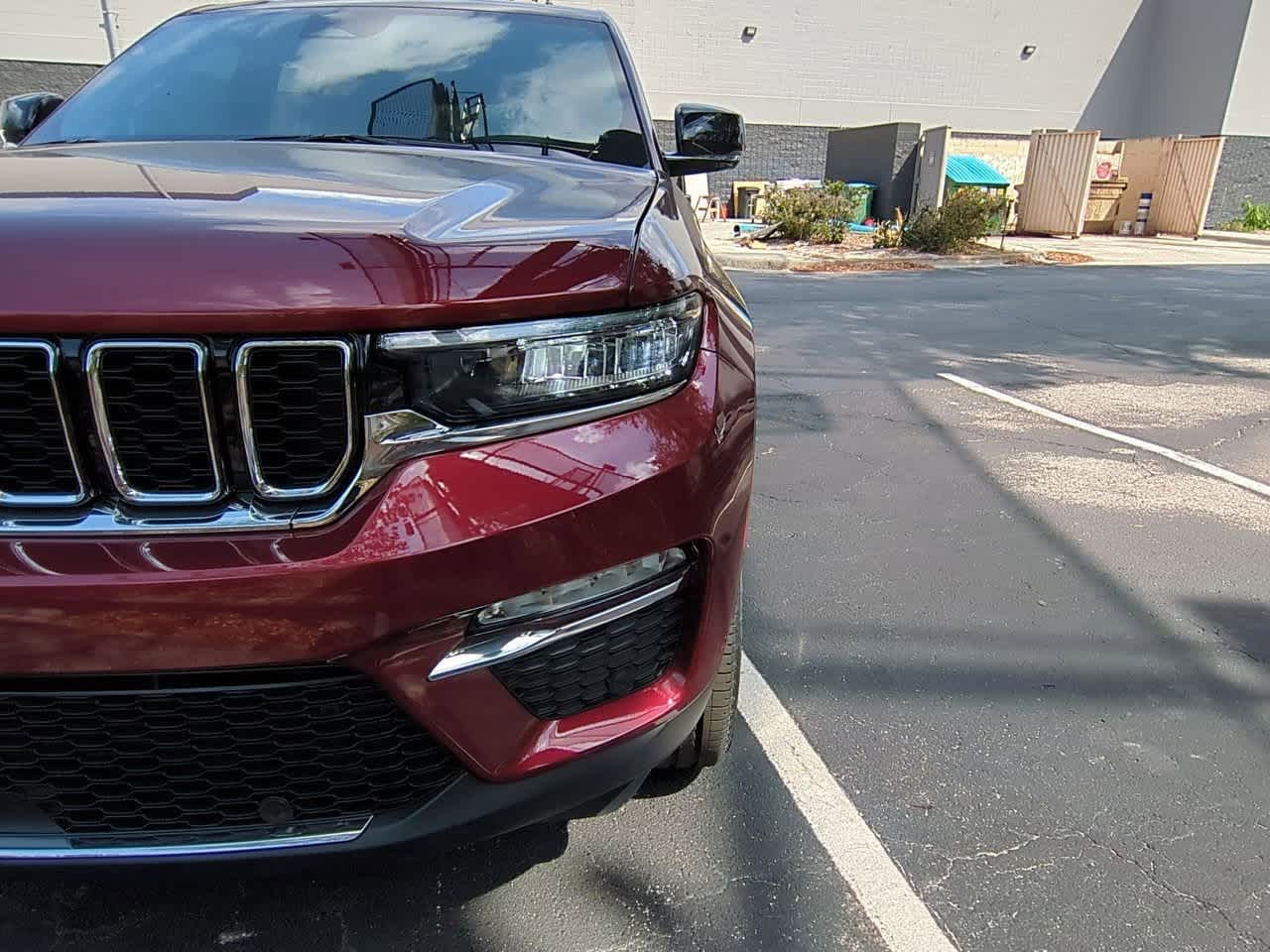 Thumbnail: 2025 Jeep Grand Cherokee - 11