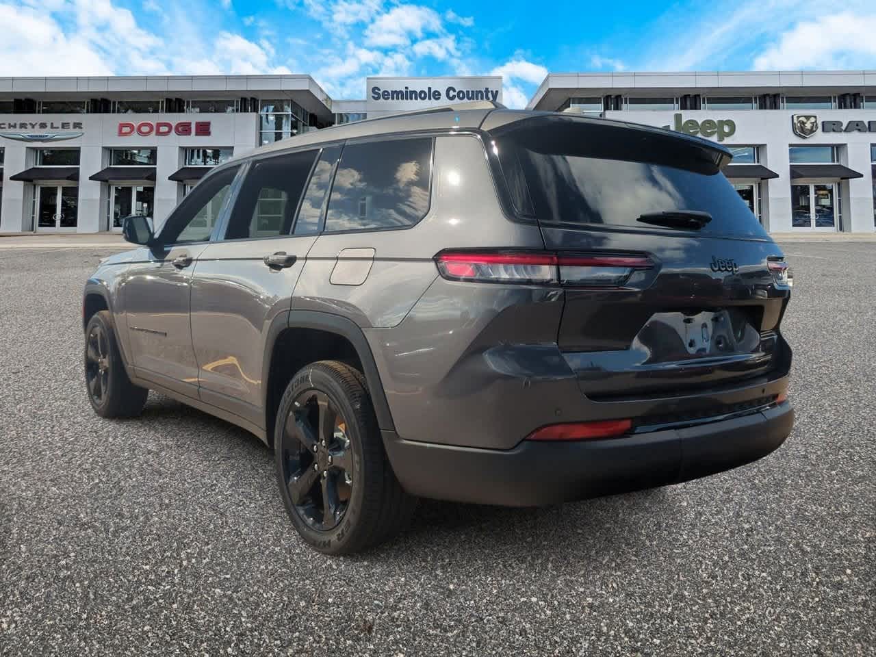 Thumbnail: 2025 Jeep Grand Cherokee L - 6