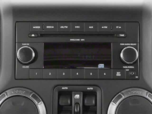 Thumbnail: 2014 Jeep Wrangler - 10