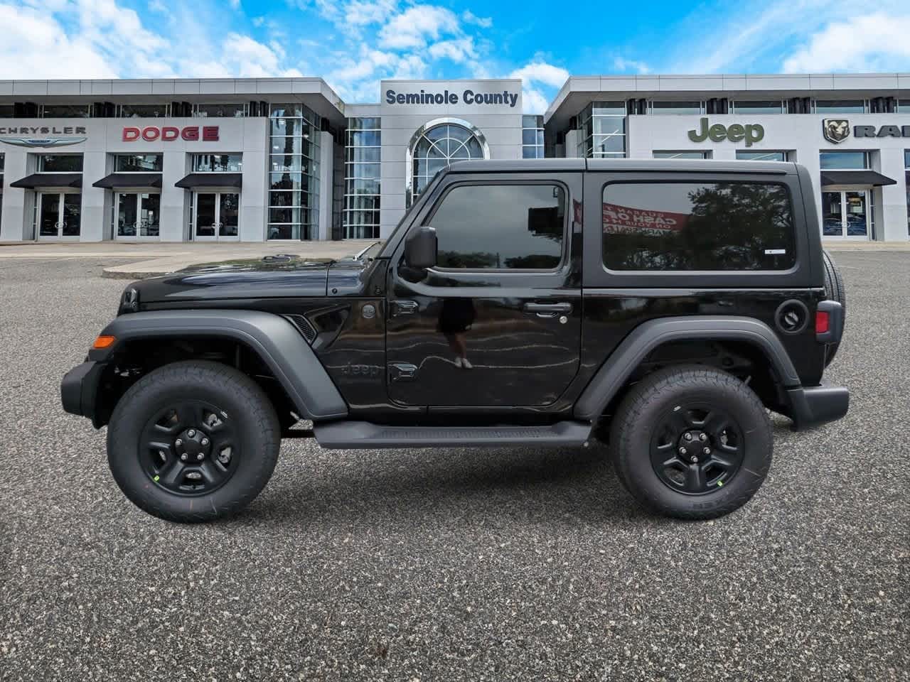 Thumbnail: 2025 Jeep Wrangler - 5