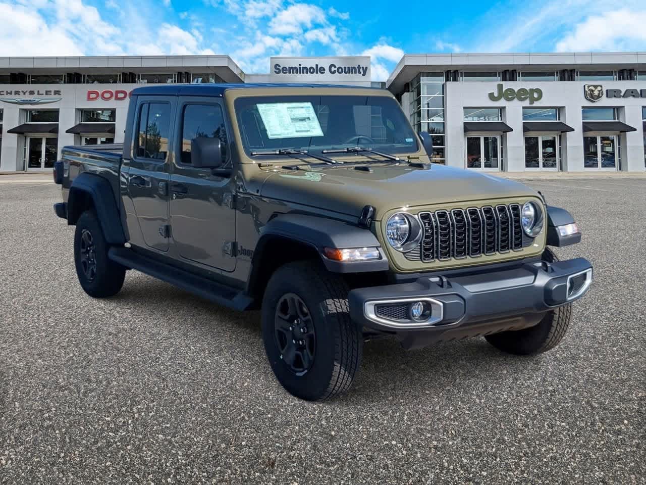 Thumbnail: 2025 Jeep Gladiator - 2