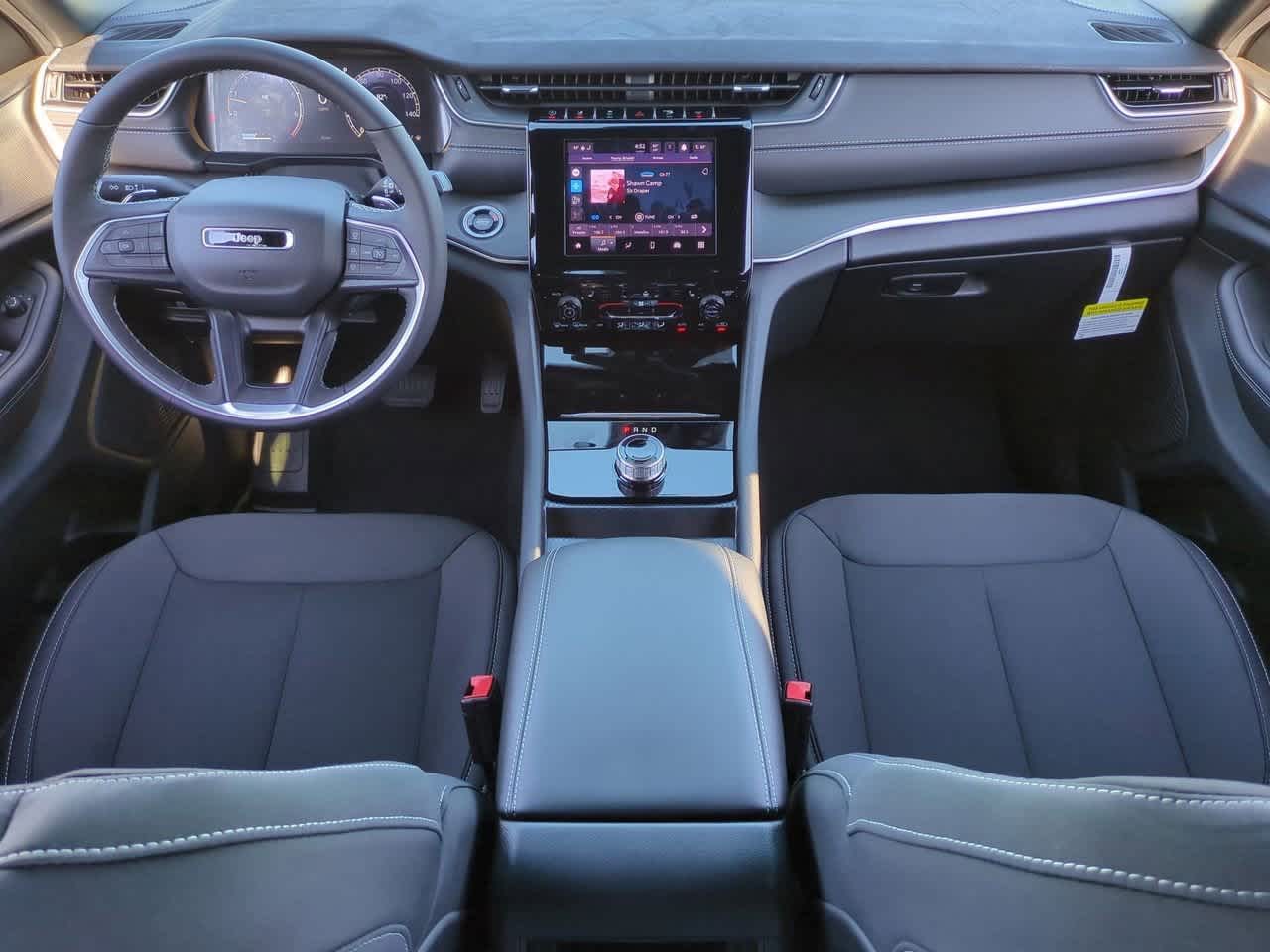 Thumbnail: 2025 Jeep Grand Cherokee - 16