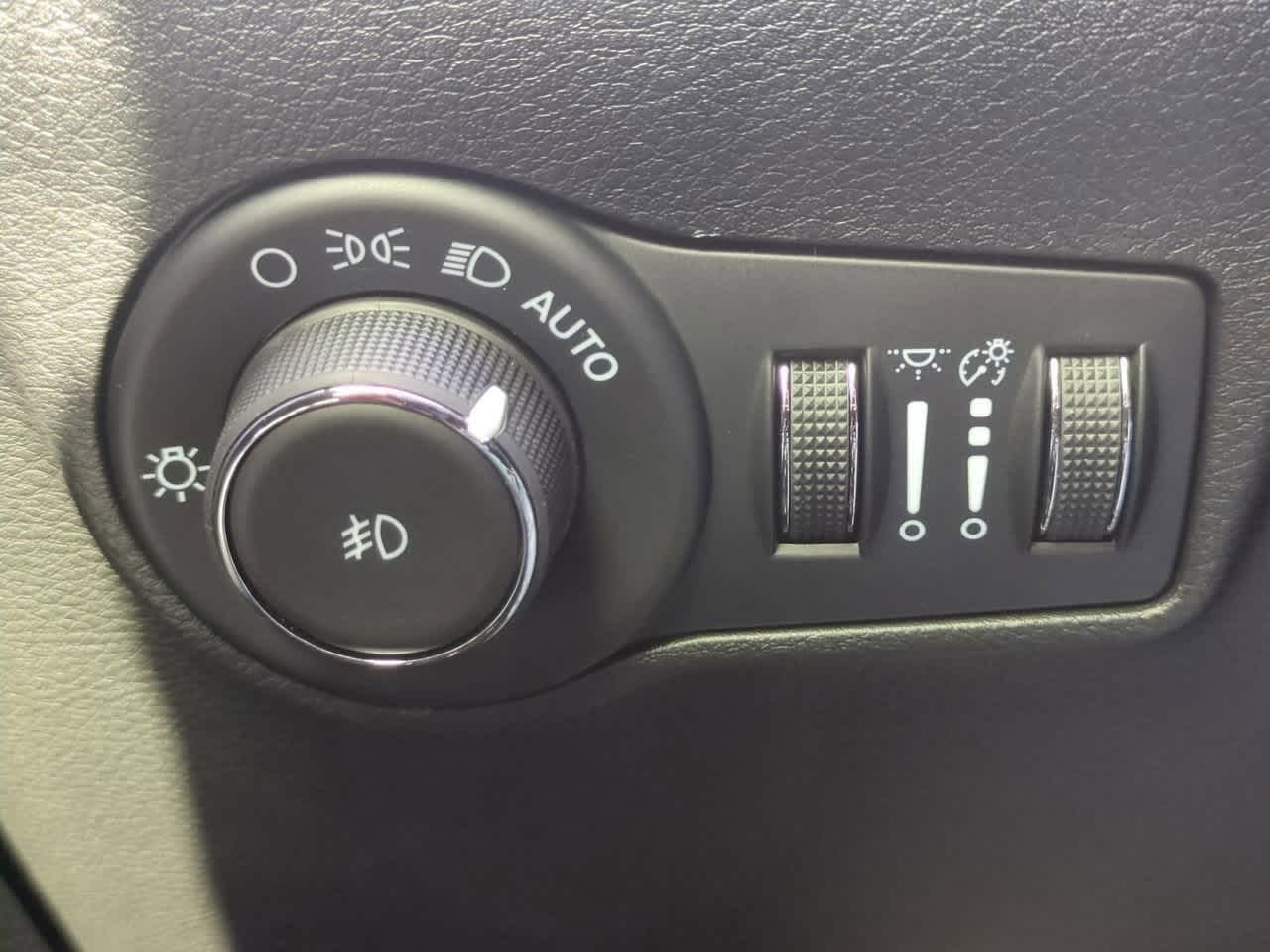 Thumbnail: 2026 Jeep Compass - 18