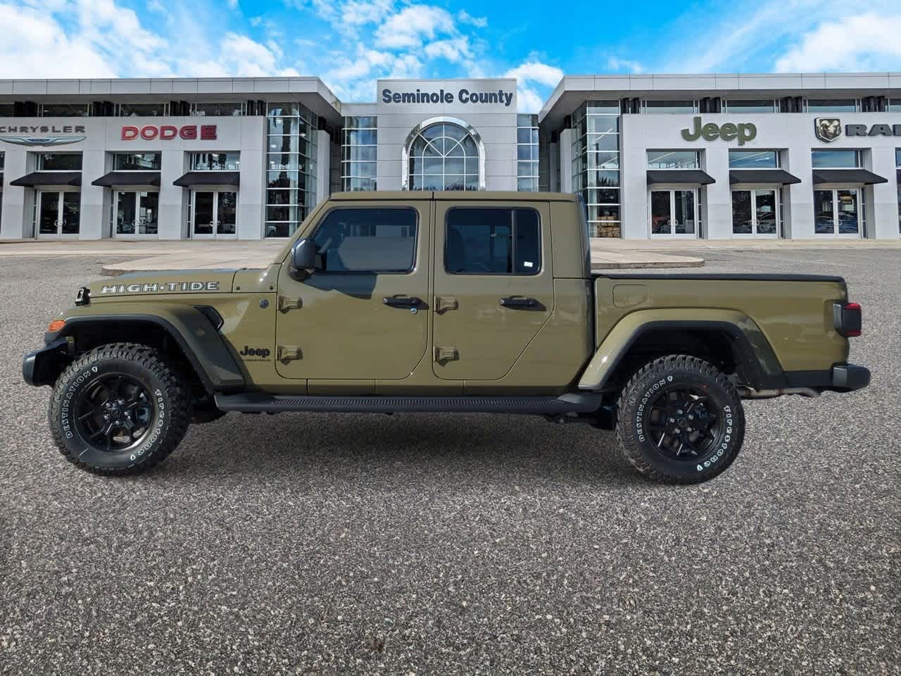 Thumbnail: 2025 Jeep Gladiator - 5