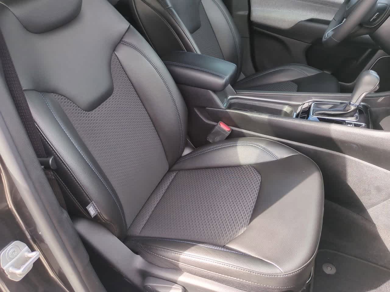 Thumbnail: 2022 Jeep Compass - 22