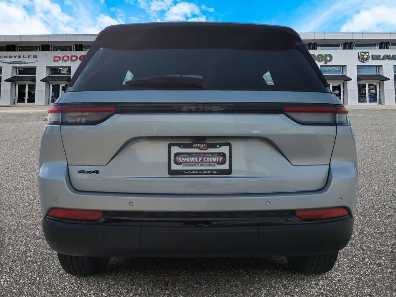 Thumbnail: 2025 Jeep Grand Cherokee - 7