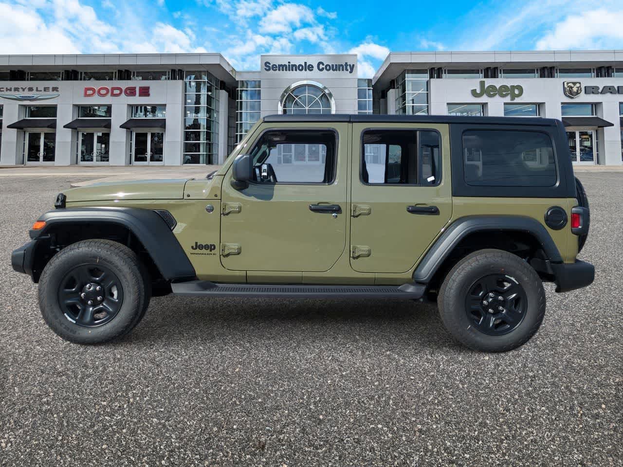 Thumbnail: 2026 Jeep Wrangler - 5