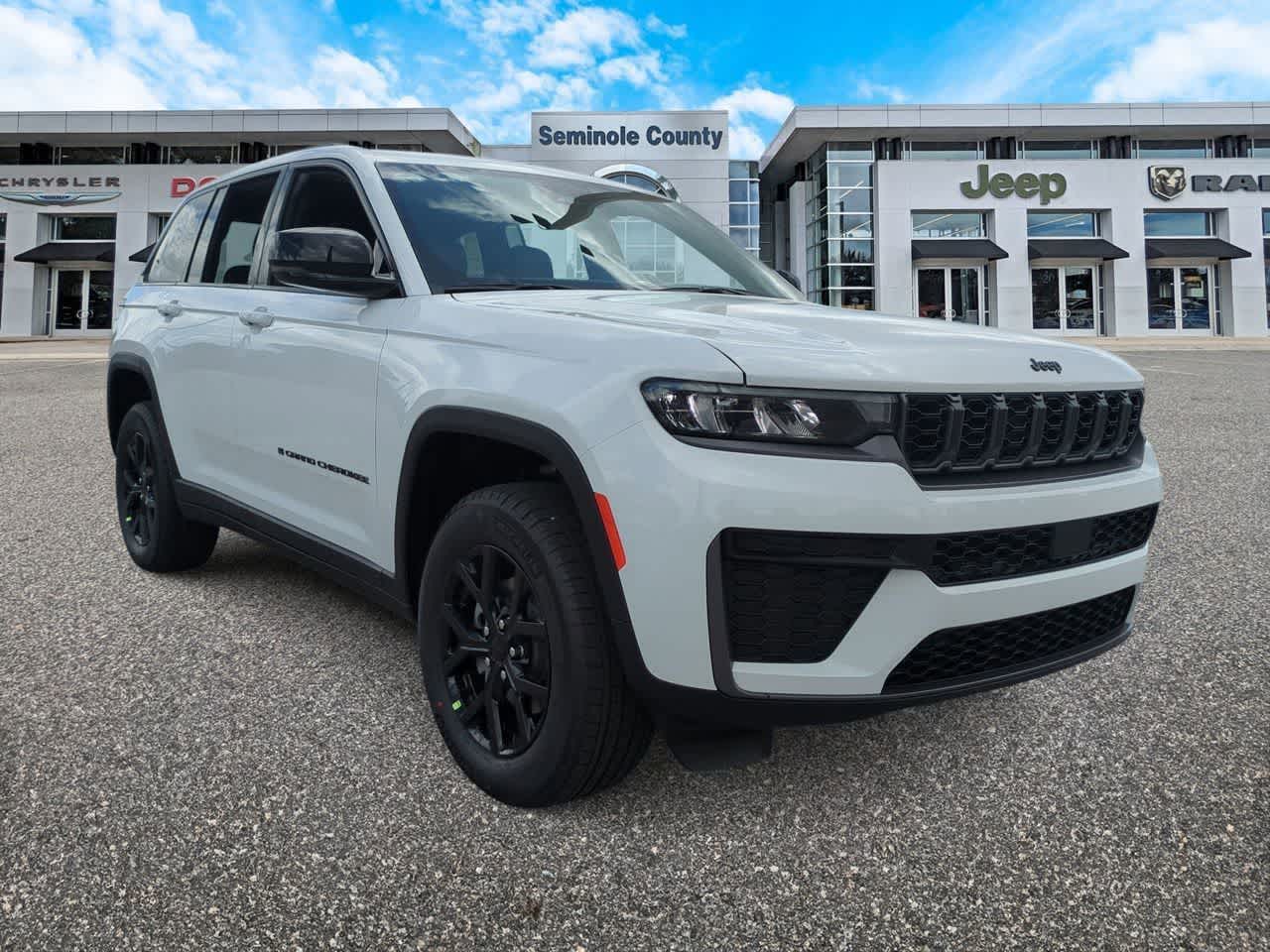 Thumbnail: 2026 Jeep Grand Cherokee - 2