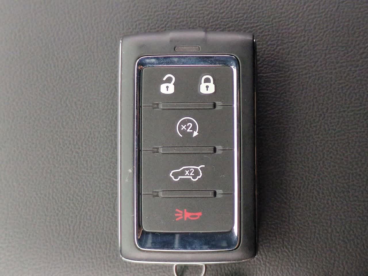 Thumbnail: 2025 Jeep Grand Cherokee - 36