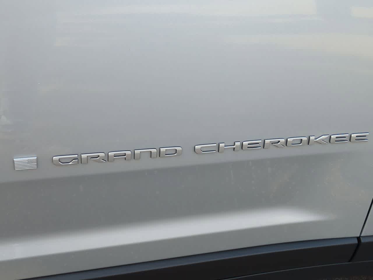 Thumbnail: 2025 Jeep Grand Cherokee - 13