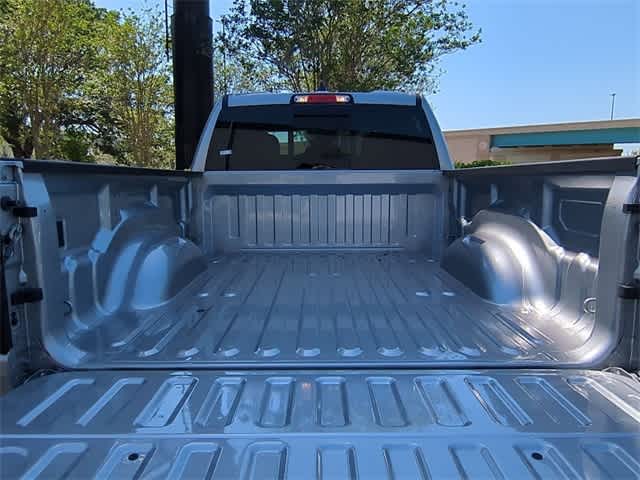 Thumbnail: 2025 RAM 1500 - 33