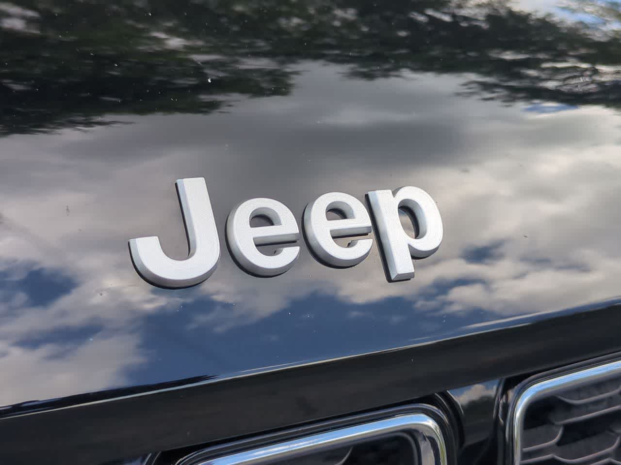 Thumbnail: 2025 Jeep Grand Cherokee - 11