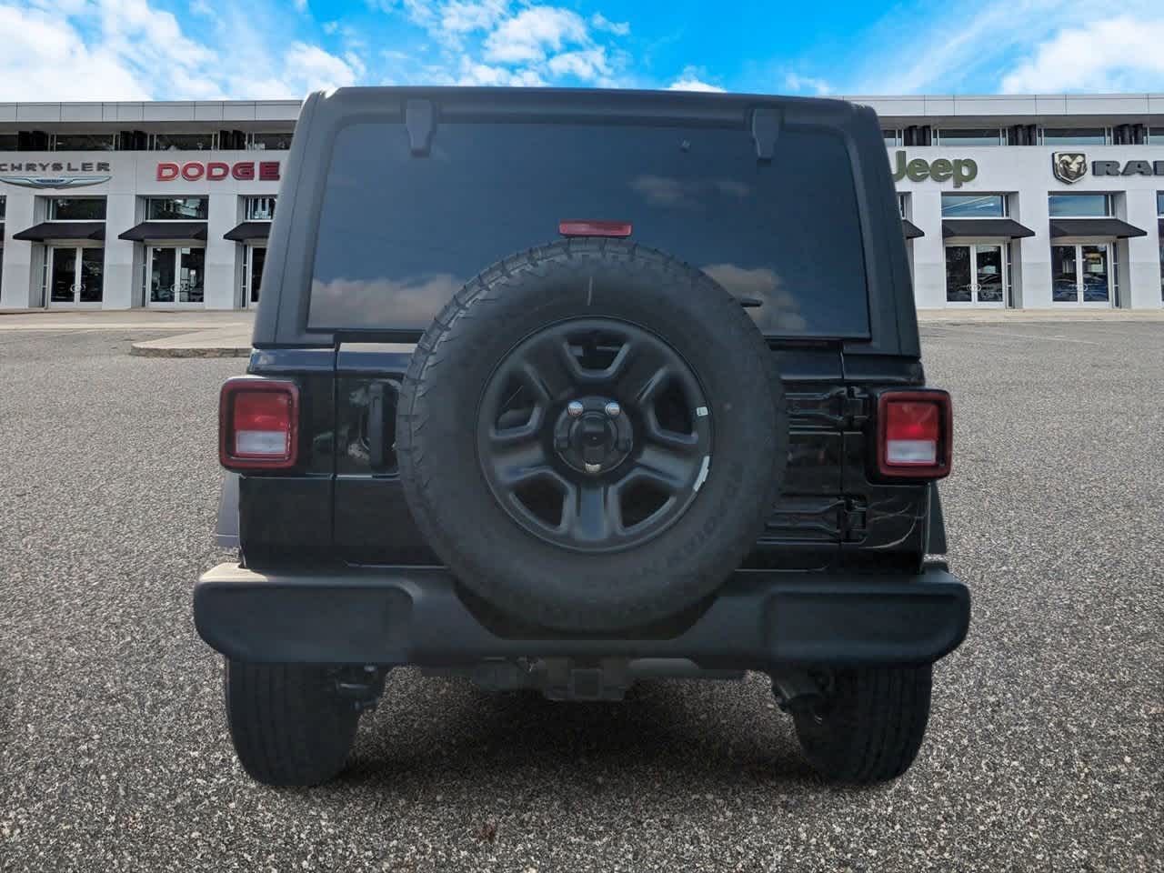 Thumbnail: 2025 Jeep Wrangler - 7