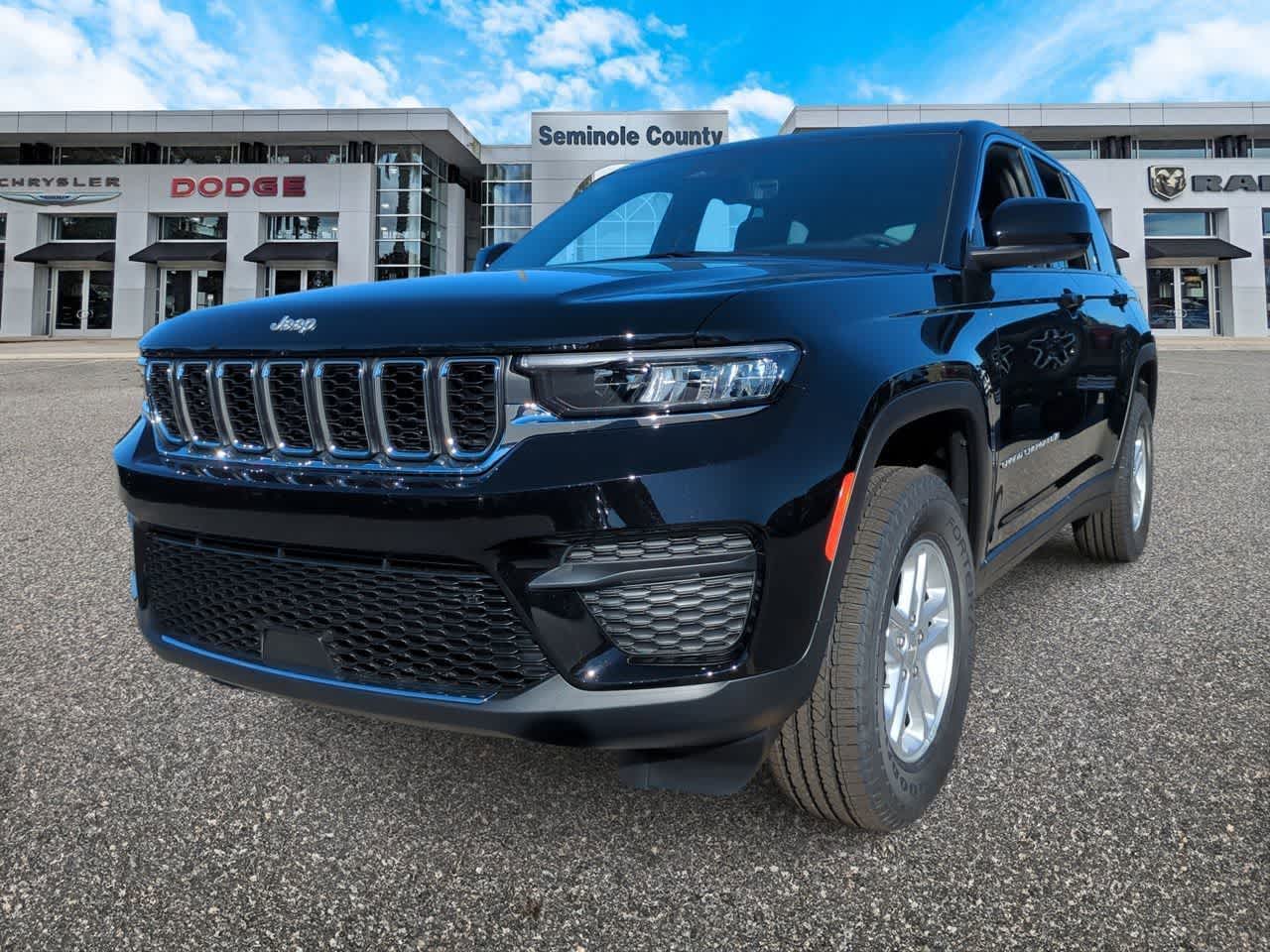 Thumbnail: 2025 Jeep Grand Cherokee - 4