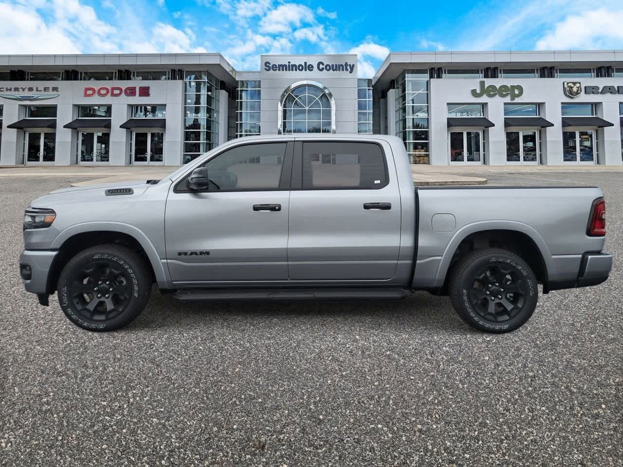 Thumbnail: 2026 RAM 1500 - 5