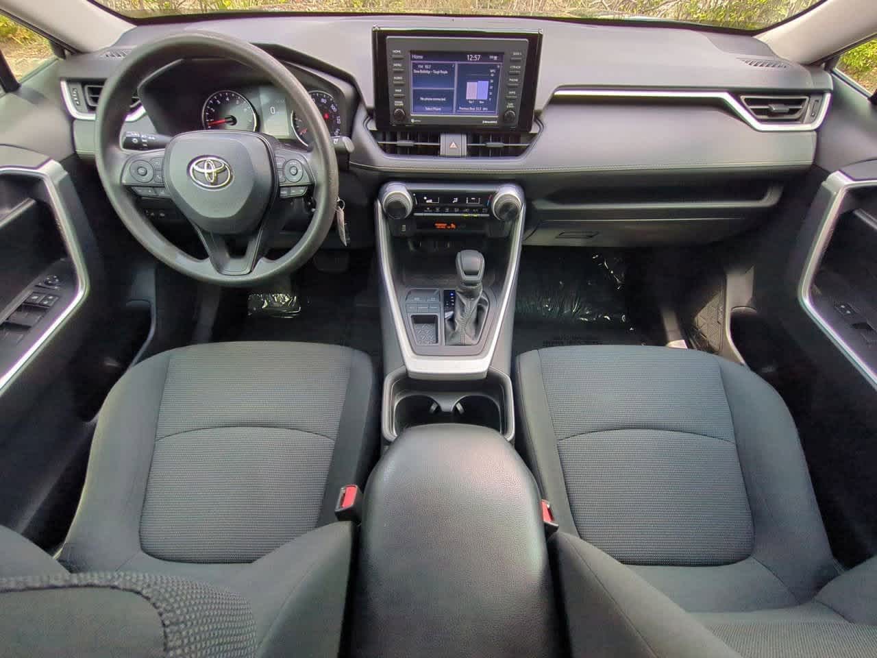 Thumbnail: 2021 Toyota RAV4 - 15