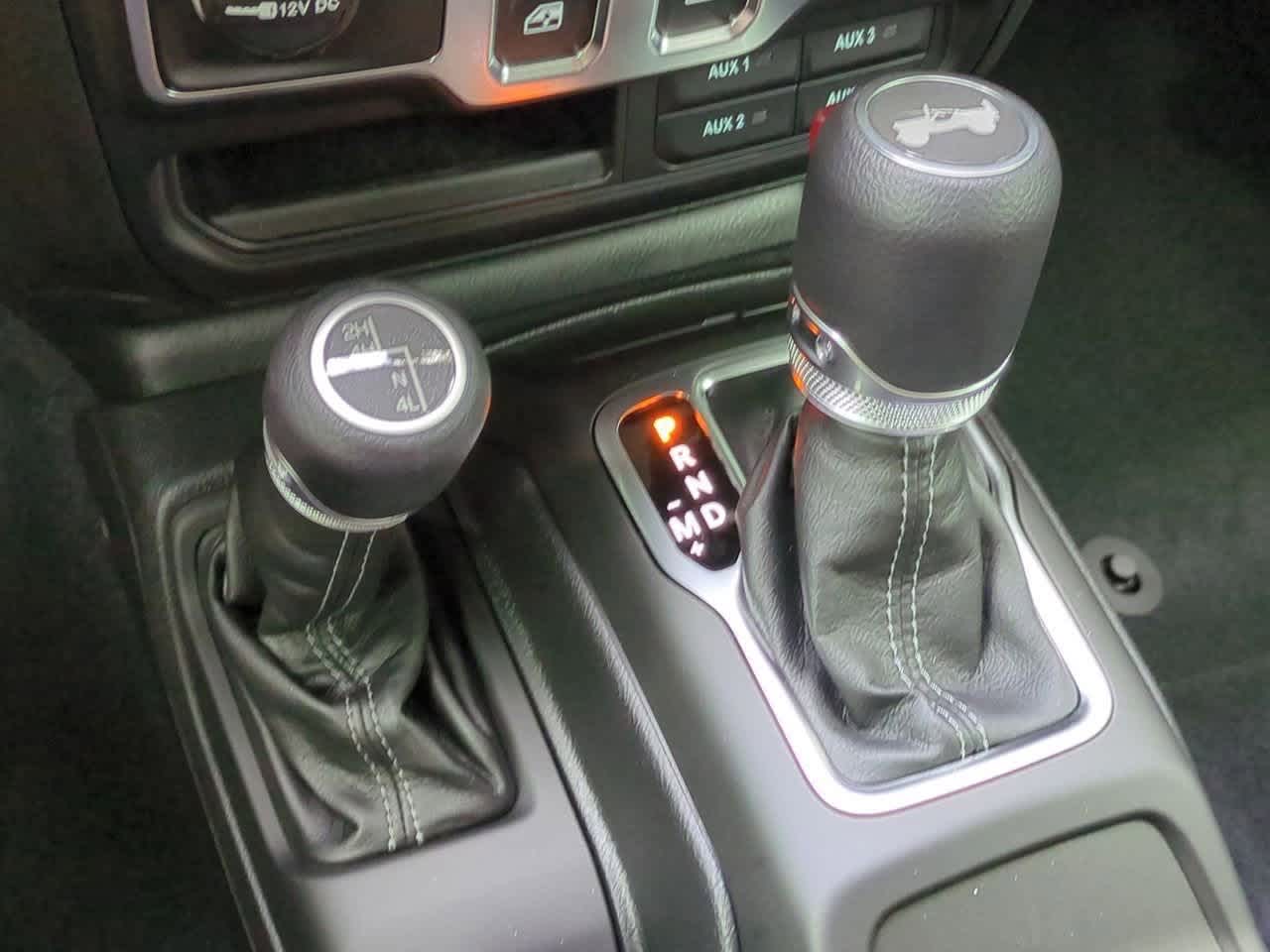 Thumbnail: 2025 Jeep Wrangler - 29