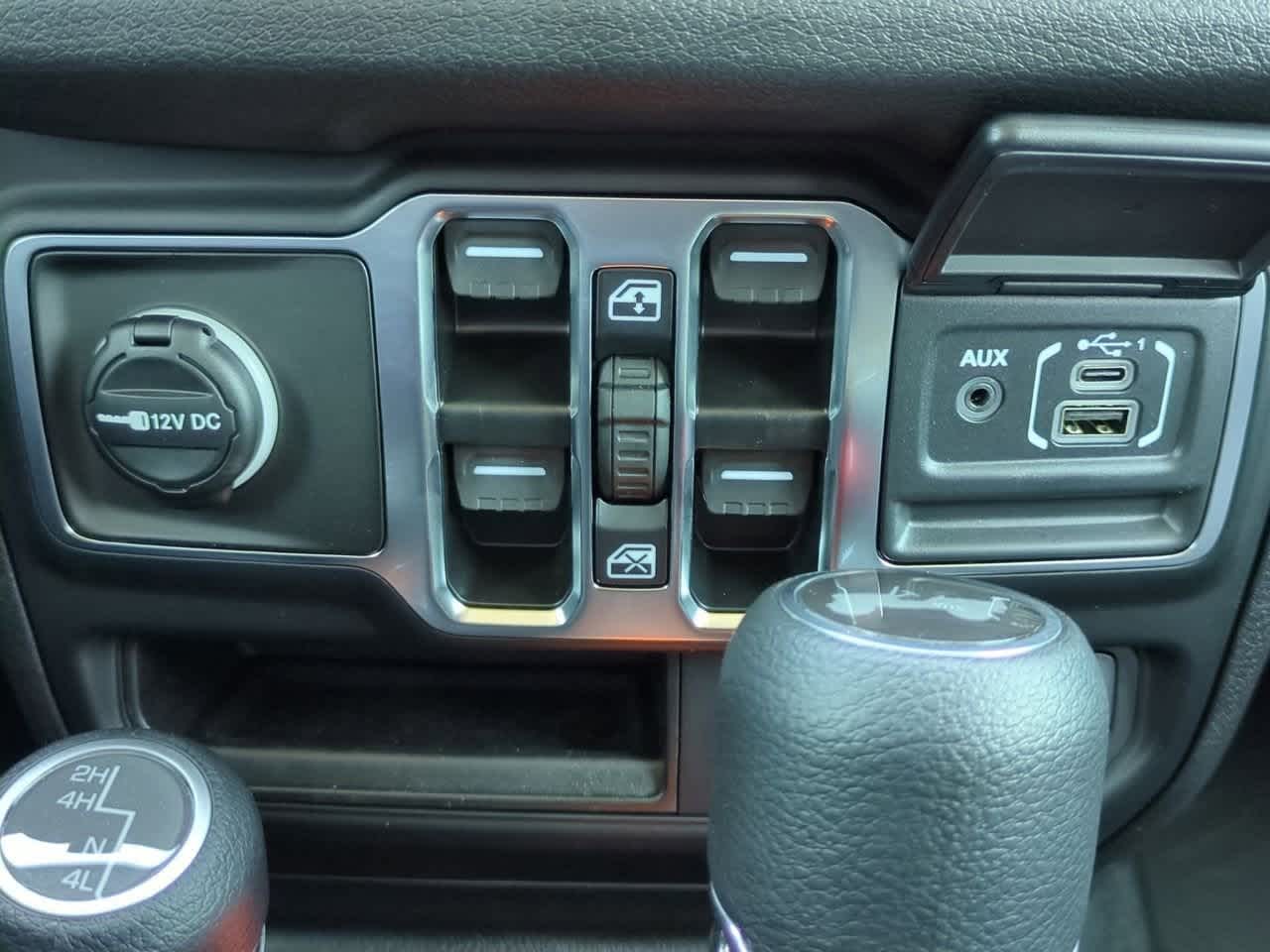 Thumbnail: 2026 Jeep Wrangler - 31