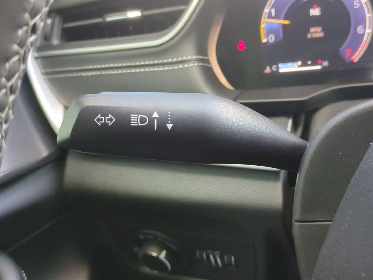 Thumbnail: 2025 Jeep Grand Cherokee - 28