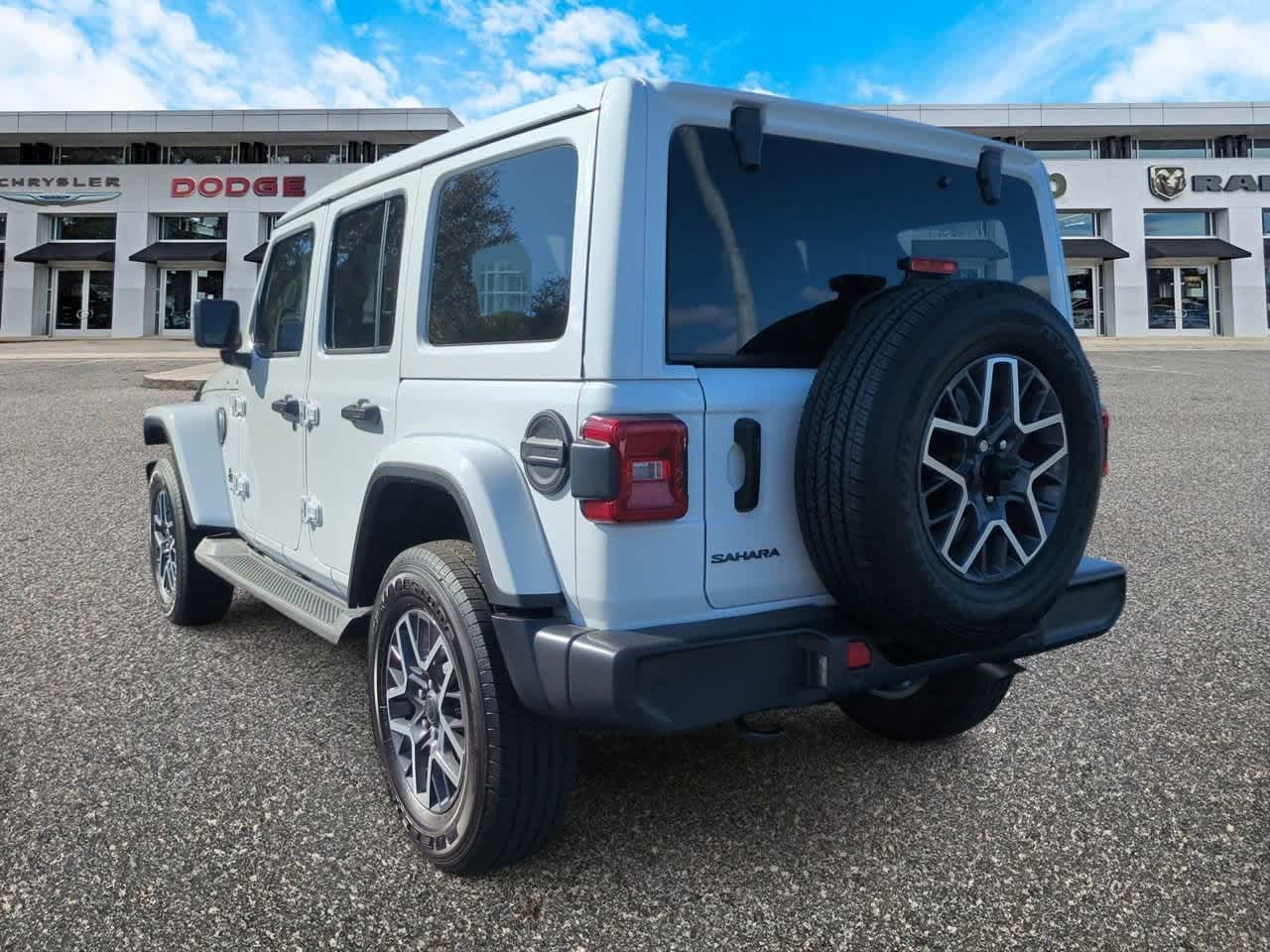 Thumbnail: 2026 Jeep Wrangler - 6