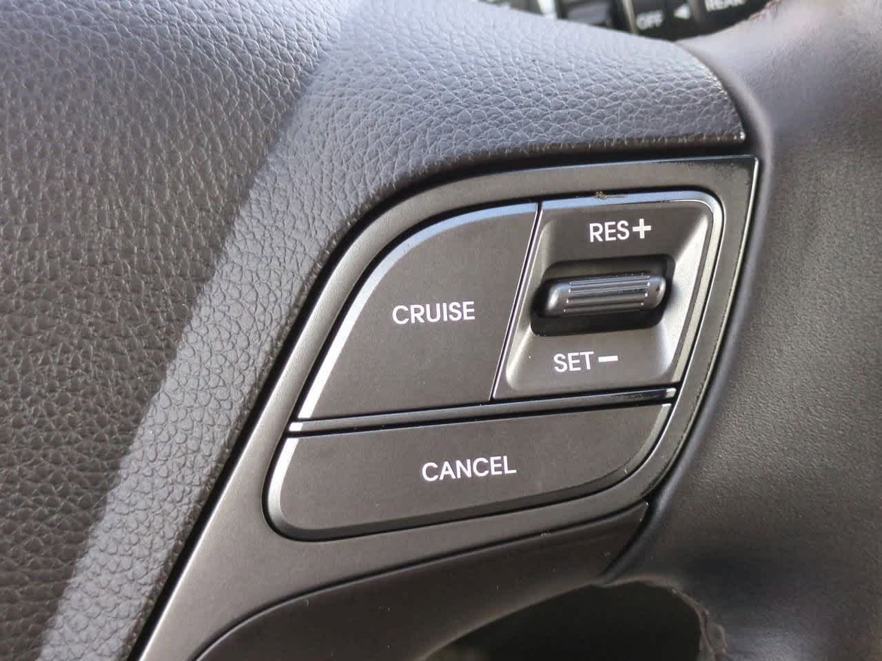 Thumbnail: 2017 Hyundai Santa Fe - 25