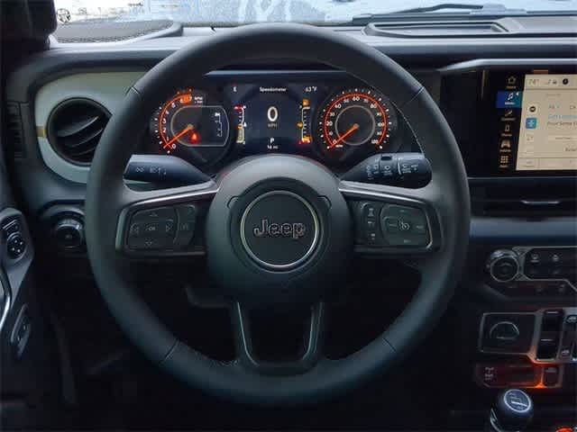 Thumbnail: 2025 Jeep Wrangler - 22