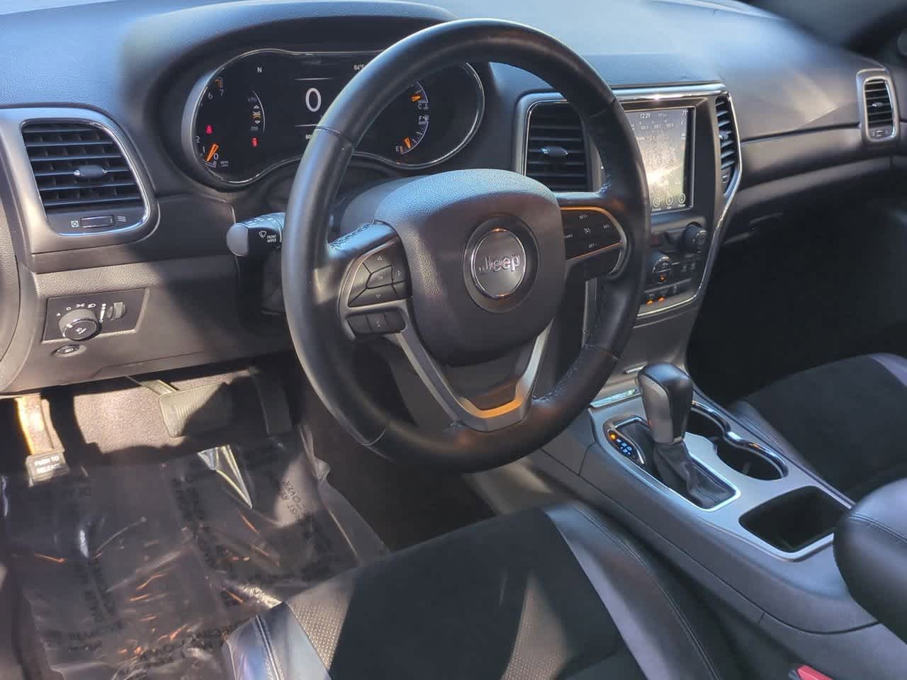 Thumbnail: 2018 Jeep Grand Cherokee - 10