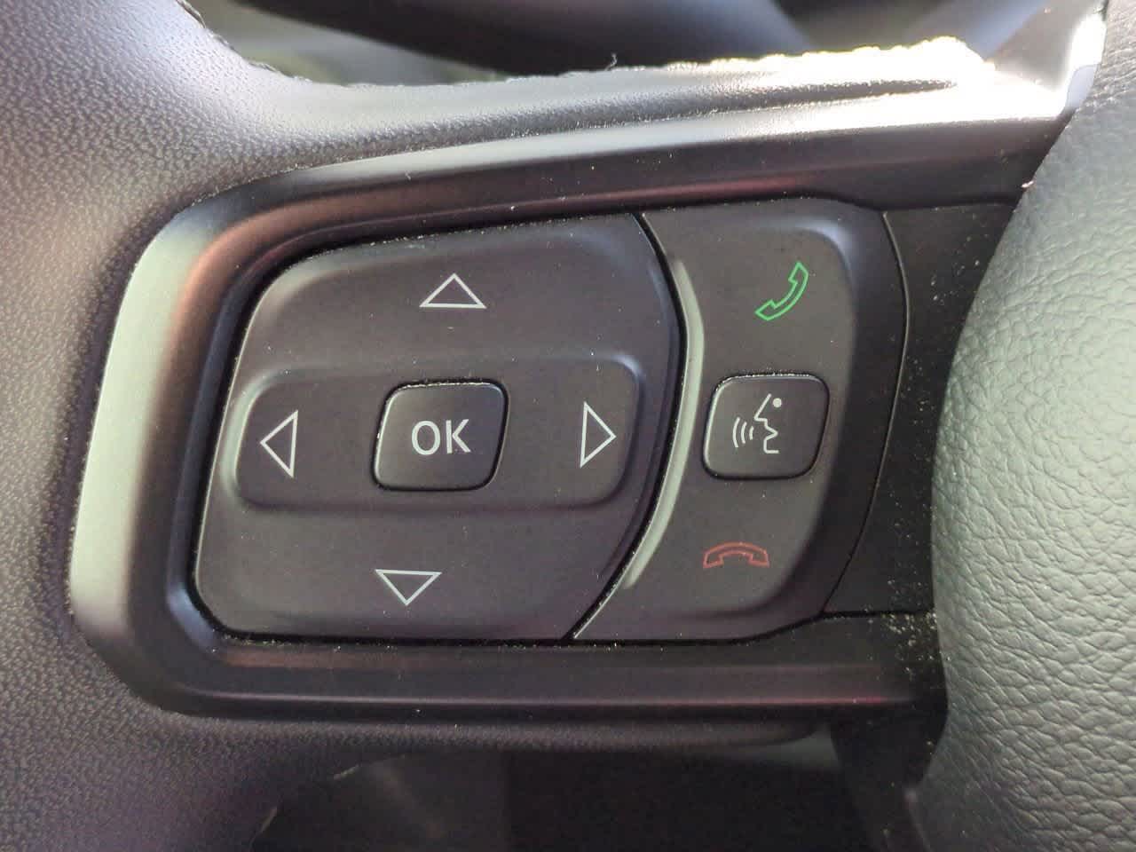 Thumbnail: 2023 Jeep Gladiator - 24