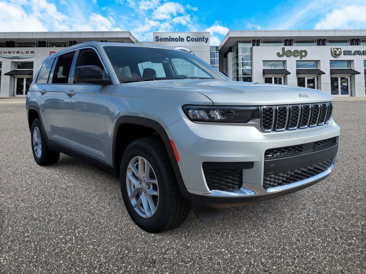 Thumbnail: 2025 Jeep Grand Cherokee L - 2