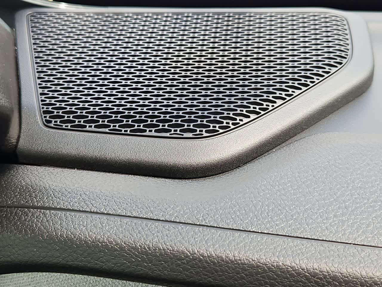 Thumbnail: 2025 Jeep Gladiator - 30