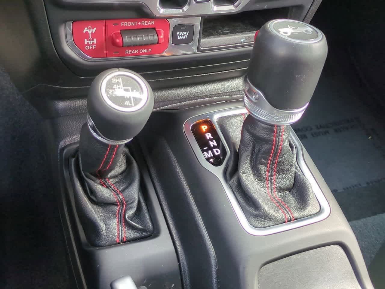 Thumbnail: 2020 Jeep Wrangler - 32