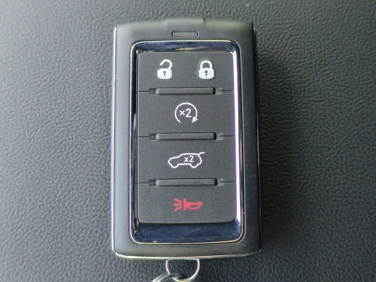 Thumbnail: 2025 Jeep Grand Cherokee - 36