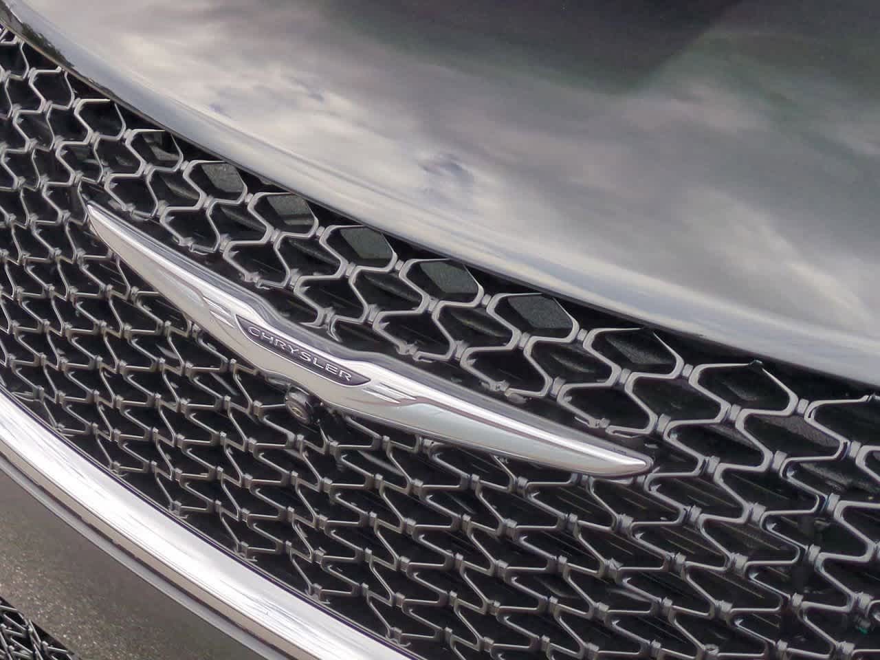 Thumbnail: 2026 Chrysler Pacifica - 12