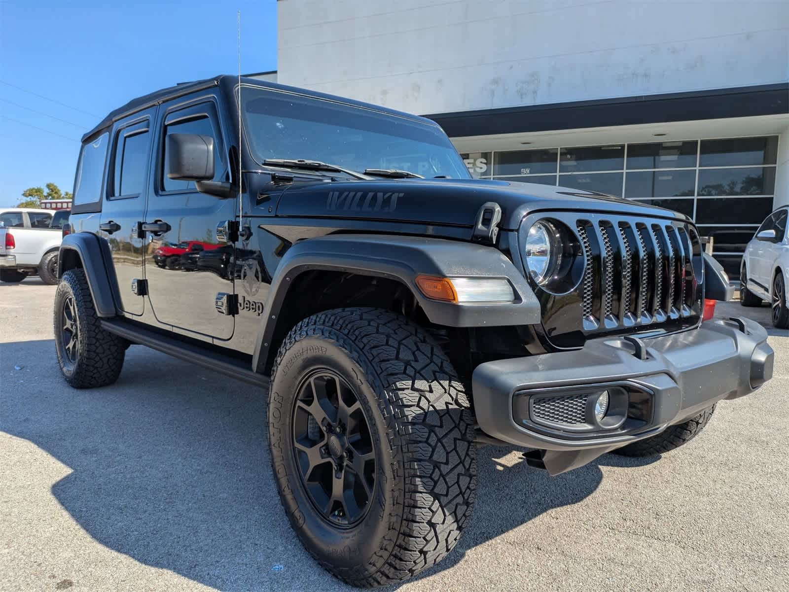 Thumbnail: 2021 Jeep Wrangler - 3