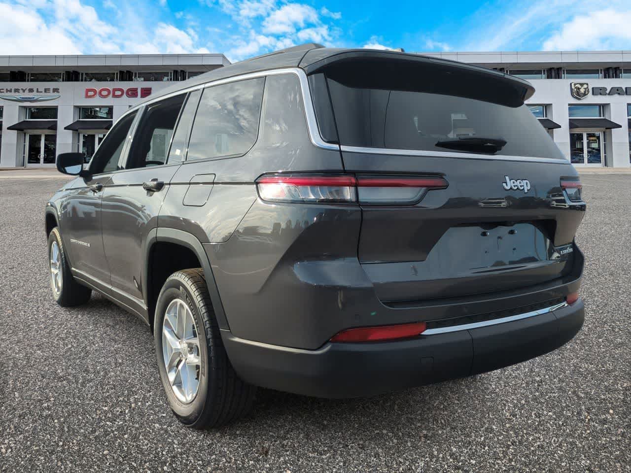 Thumbnail: 2025 Jeep Grand Cherokee L - 6