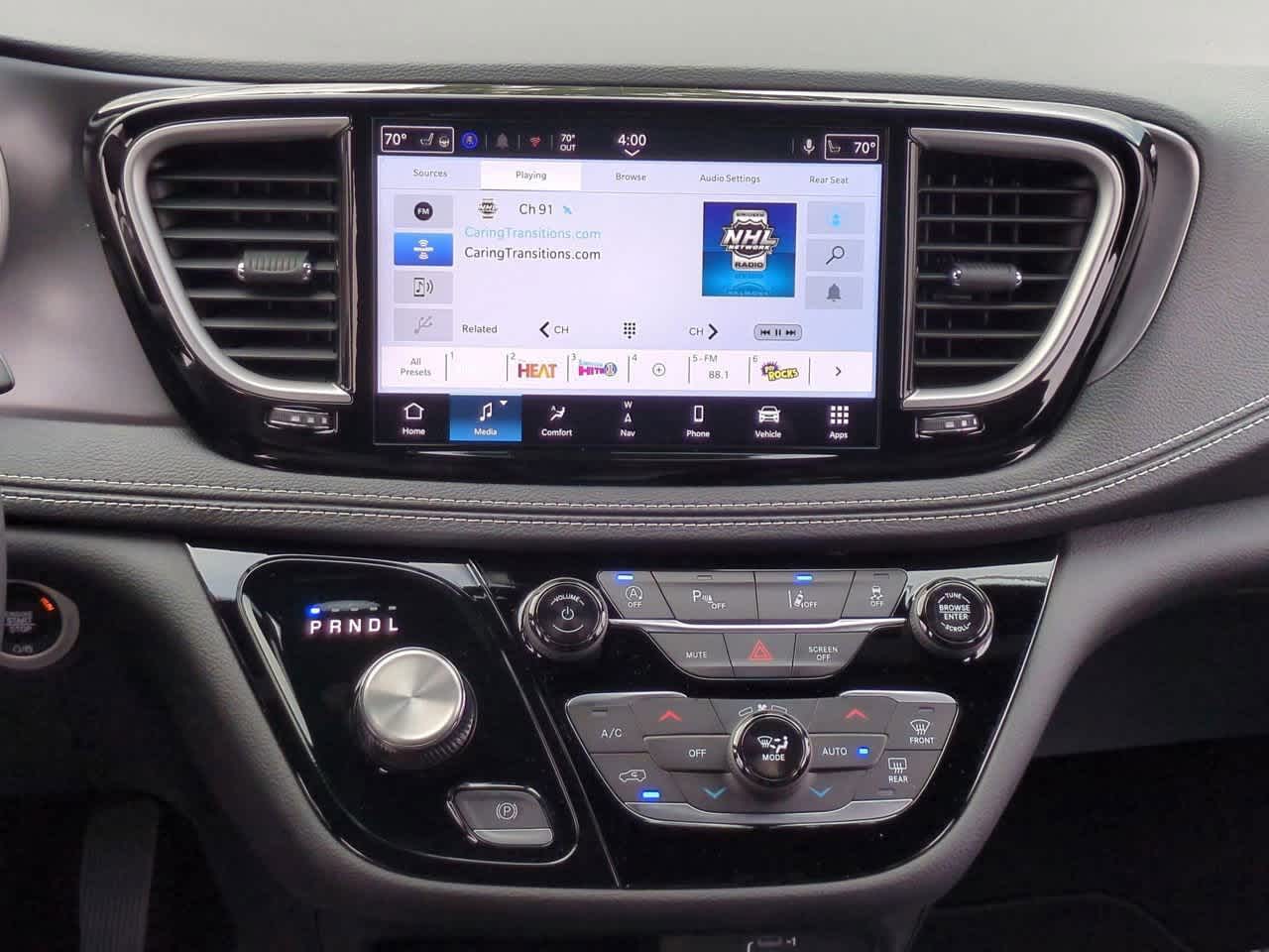 Thumbnail: 2026 Chrysler Pacifica - 29