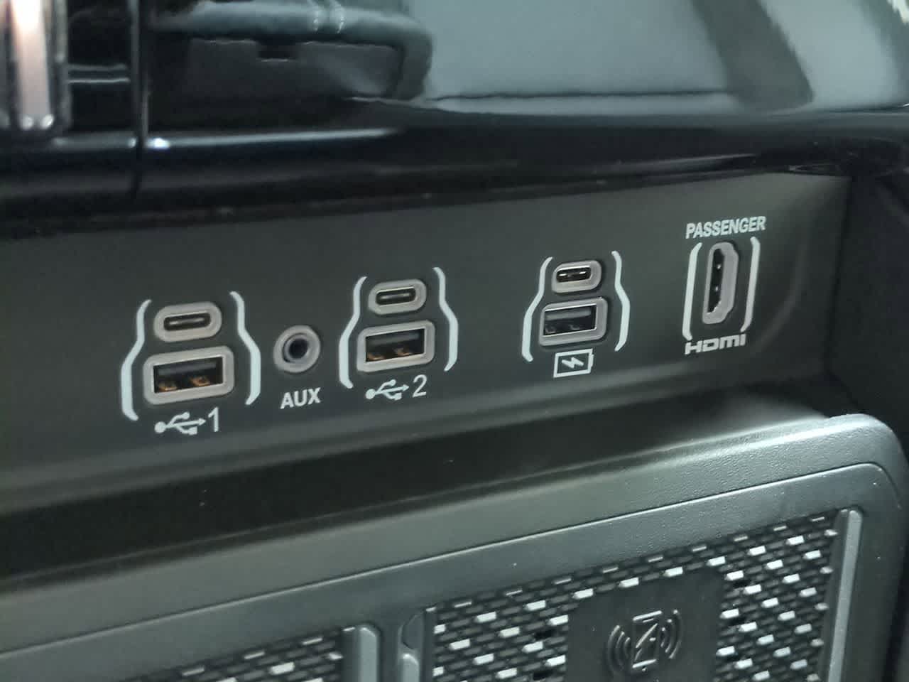 Thumbnail: 2026 RAM 1500 - 32