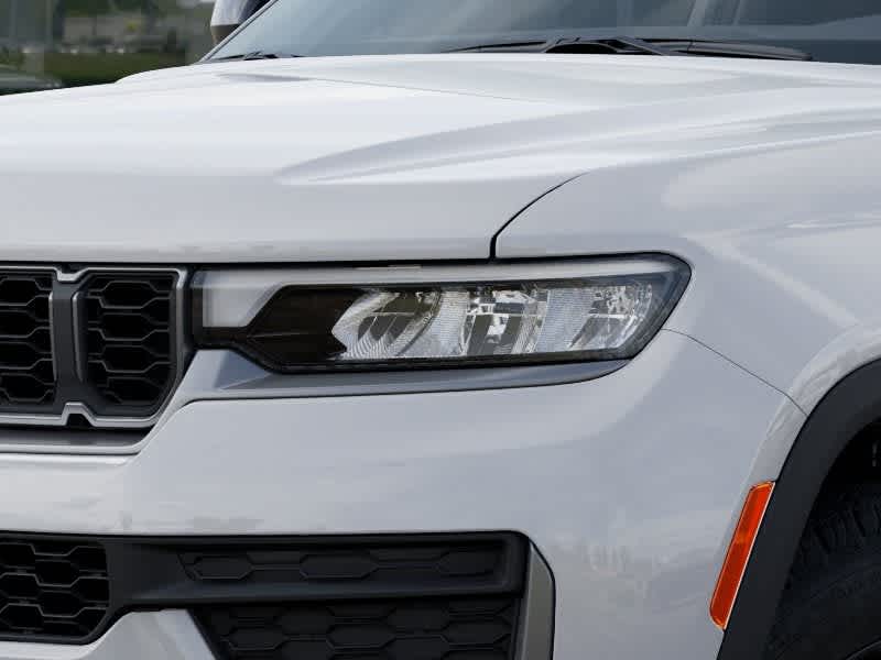 Thumbnail: 2026 Jeep Grand Cherokee L - 10