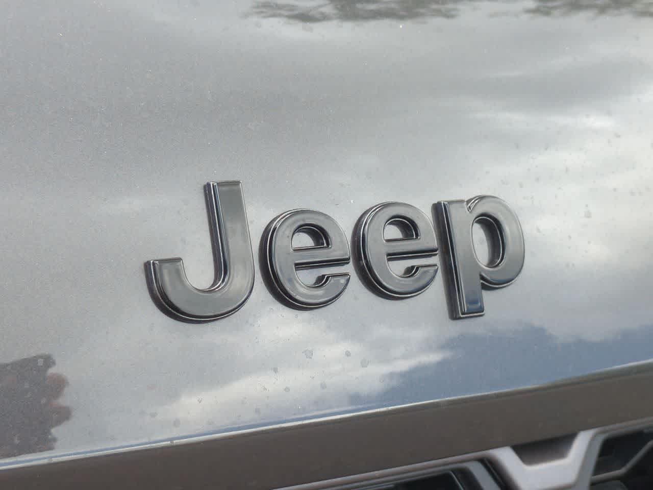 Thumbnail: 2026 Jeep Grand Cherokee - 12