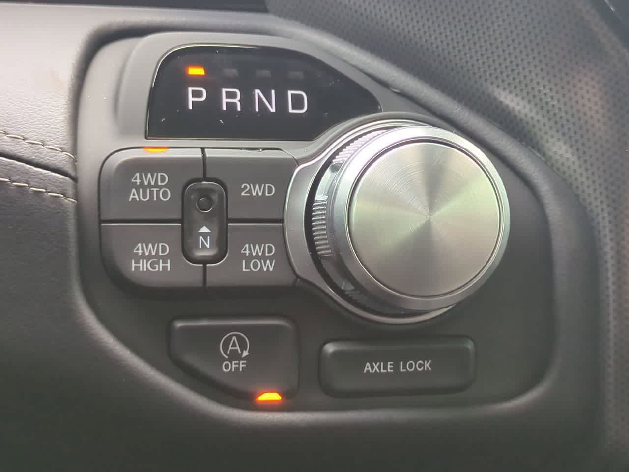 Thumbnail: 2026 RAM 1500 - 32