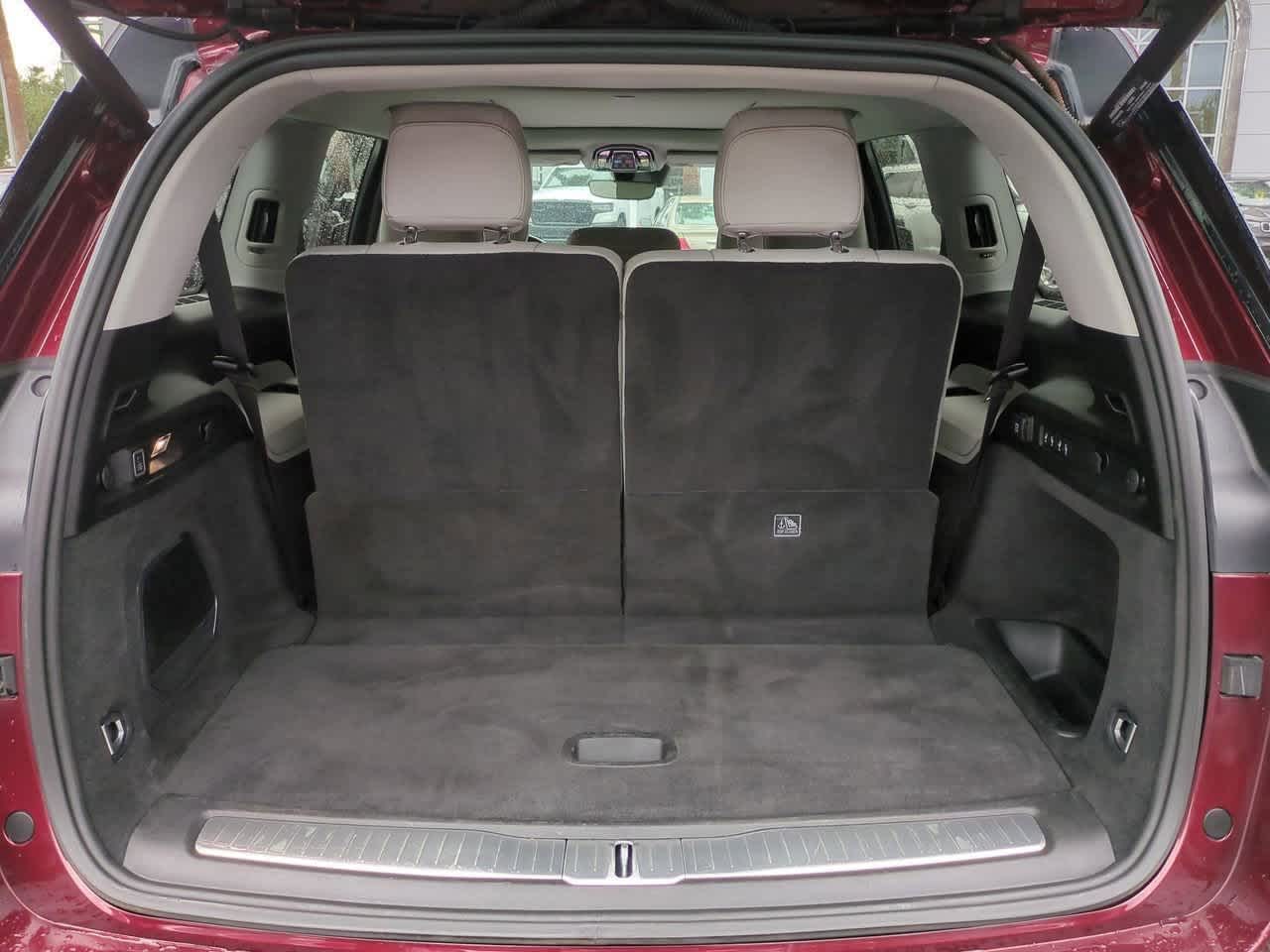 Thumbnail: 2022 Jeep Grand Cherokee L - 36