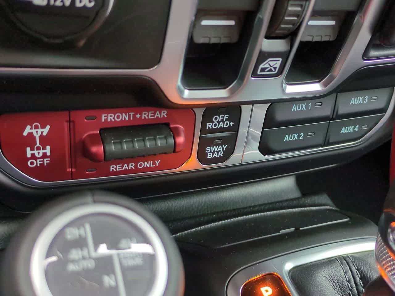 Thumbnail: 2026 Jeep Gladiator - 18