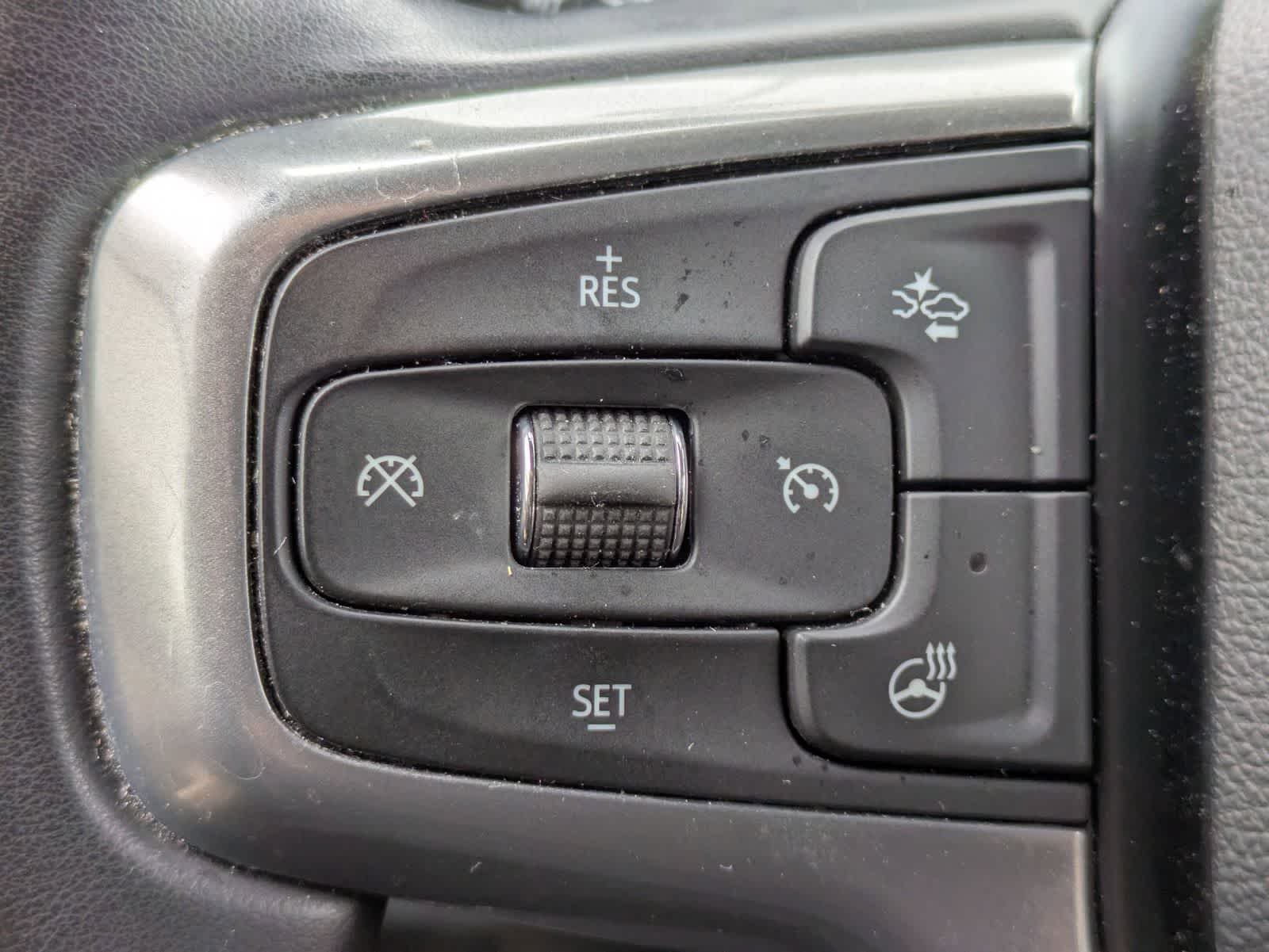 Thumbnail: 2024 Chevrolet Suburban - 8