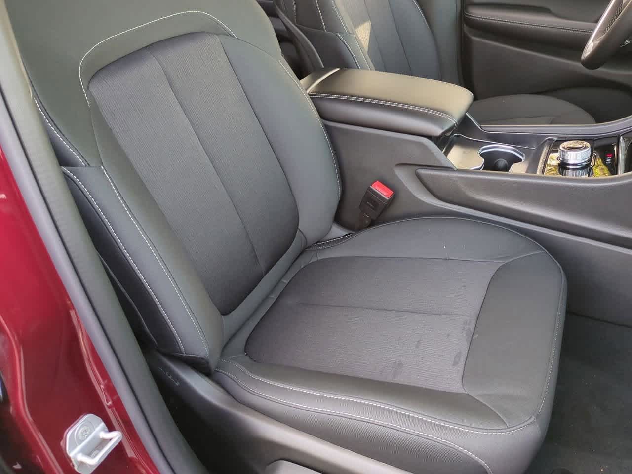 Thumbnail: 2025 Jeep Grand Cherokee L - 23