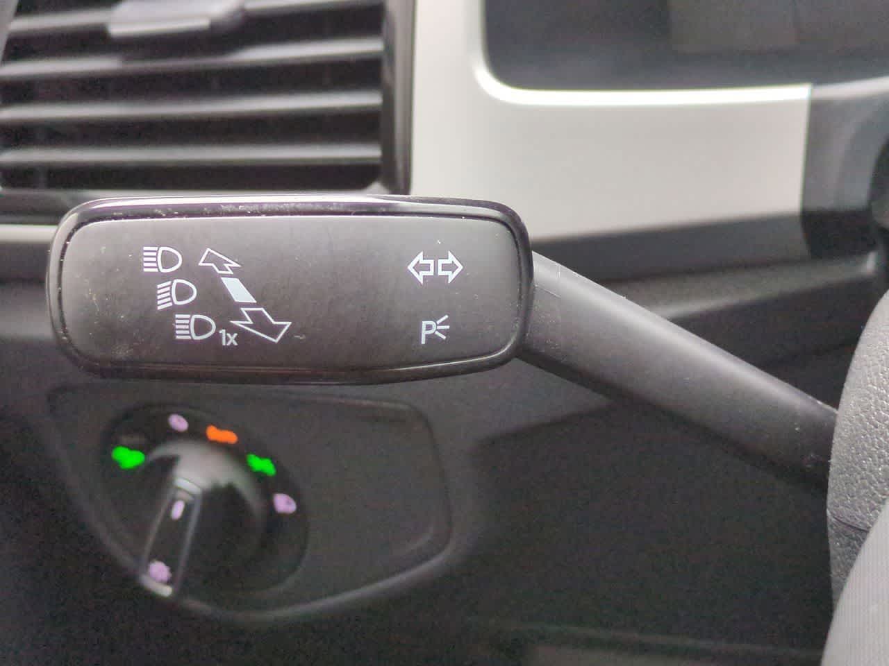 Thumbnail: 2023 Volkswagen Atlas - 27