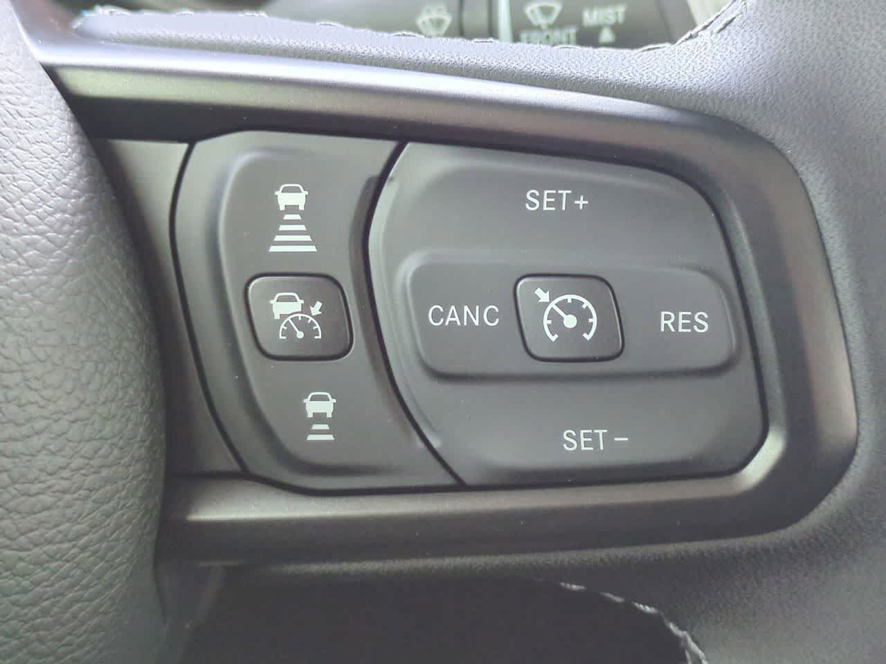 Thumbnail: 2026 Jeep Gladiator - 25