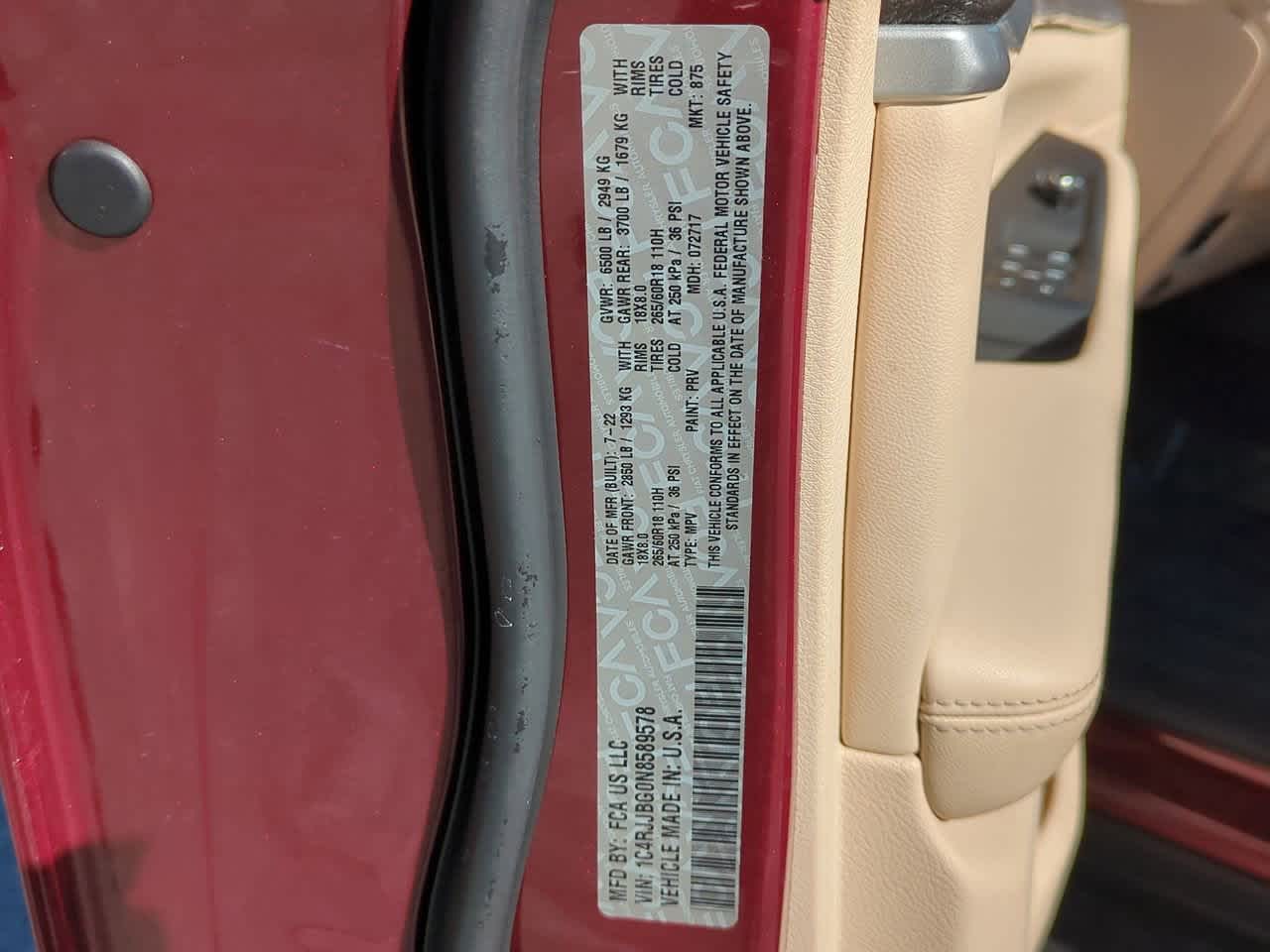 Thumbnail: 2022 Jeep Grand Cherokee L - 38