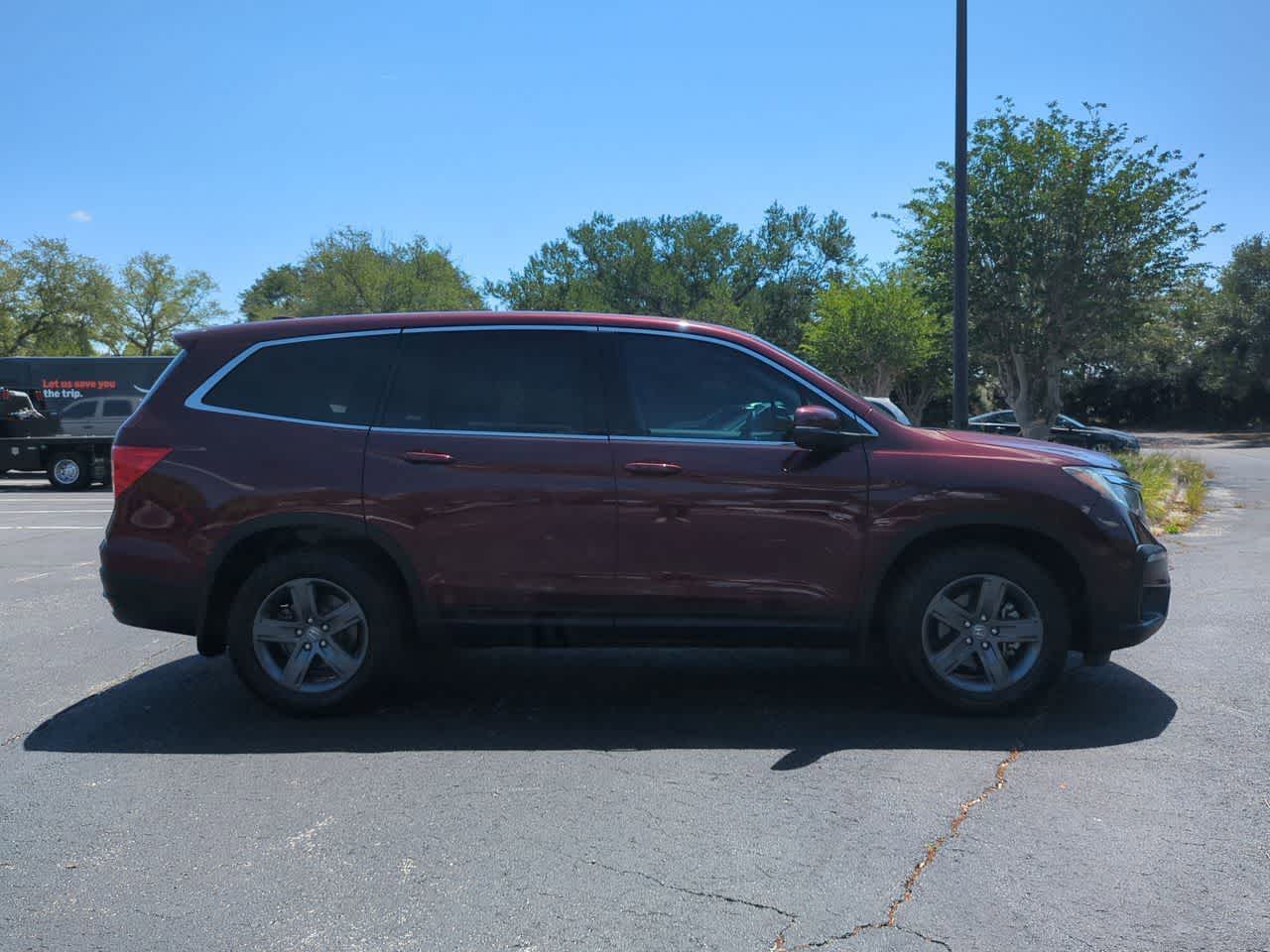 Thumbnail: 2019 Honda Pilot - 9